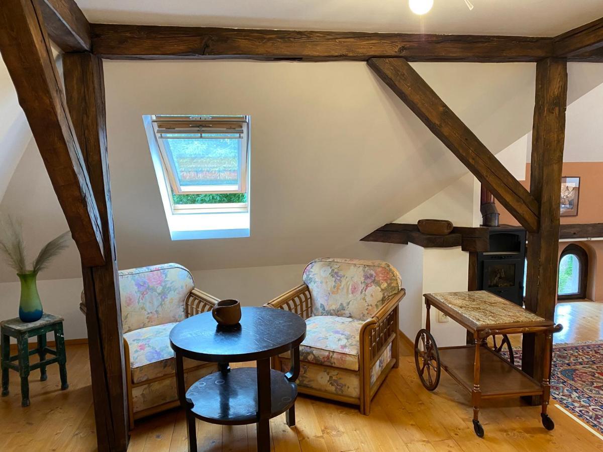 Rose'S Oldtown Apartment Brasov Exterior photo